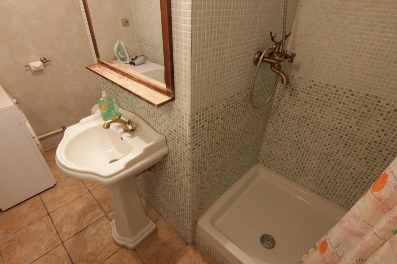 Apartment Cool 1 Bedroom Prokopska In Mala Strana Prag